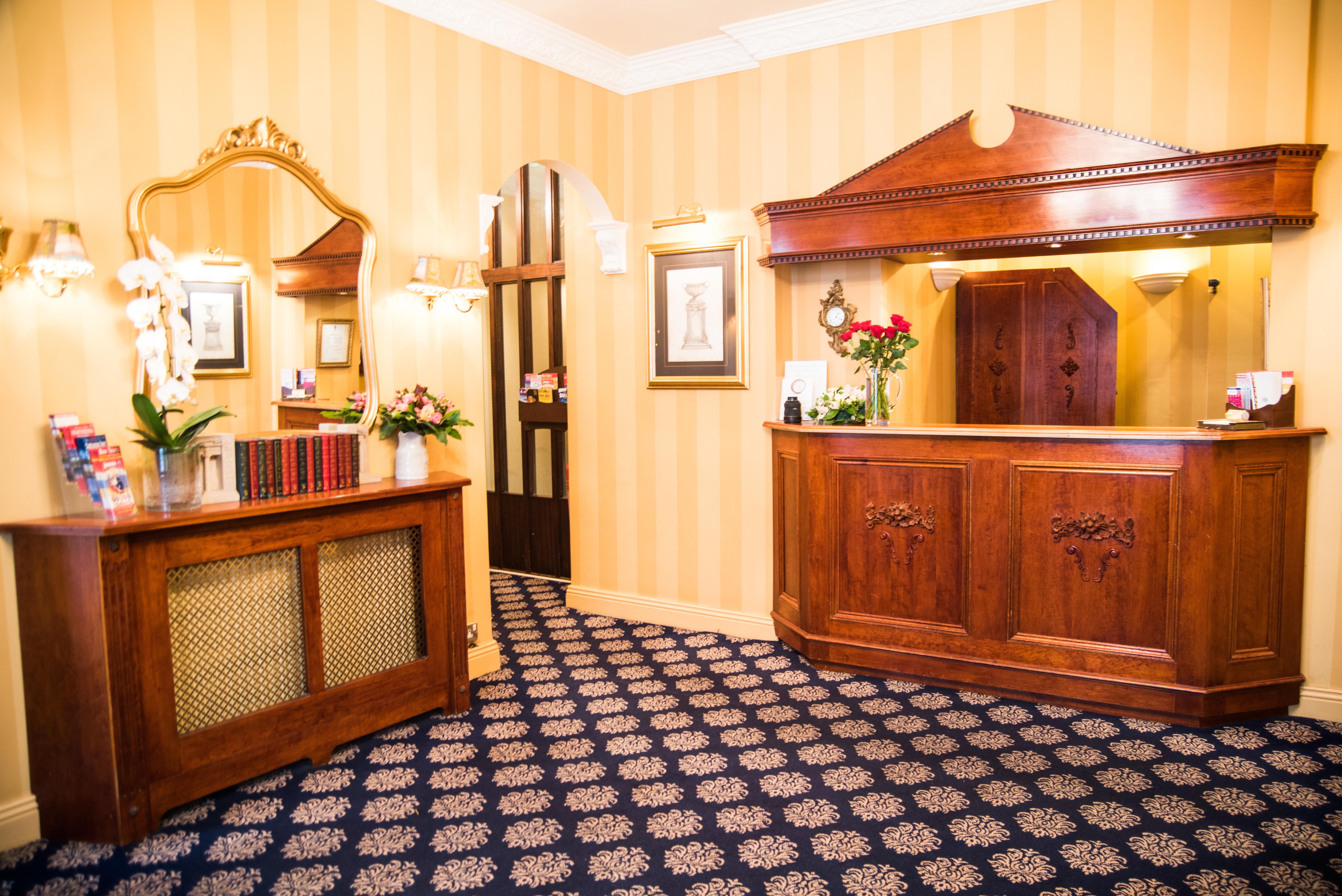 London Lodge Hotel Bagian luar foto