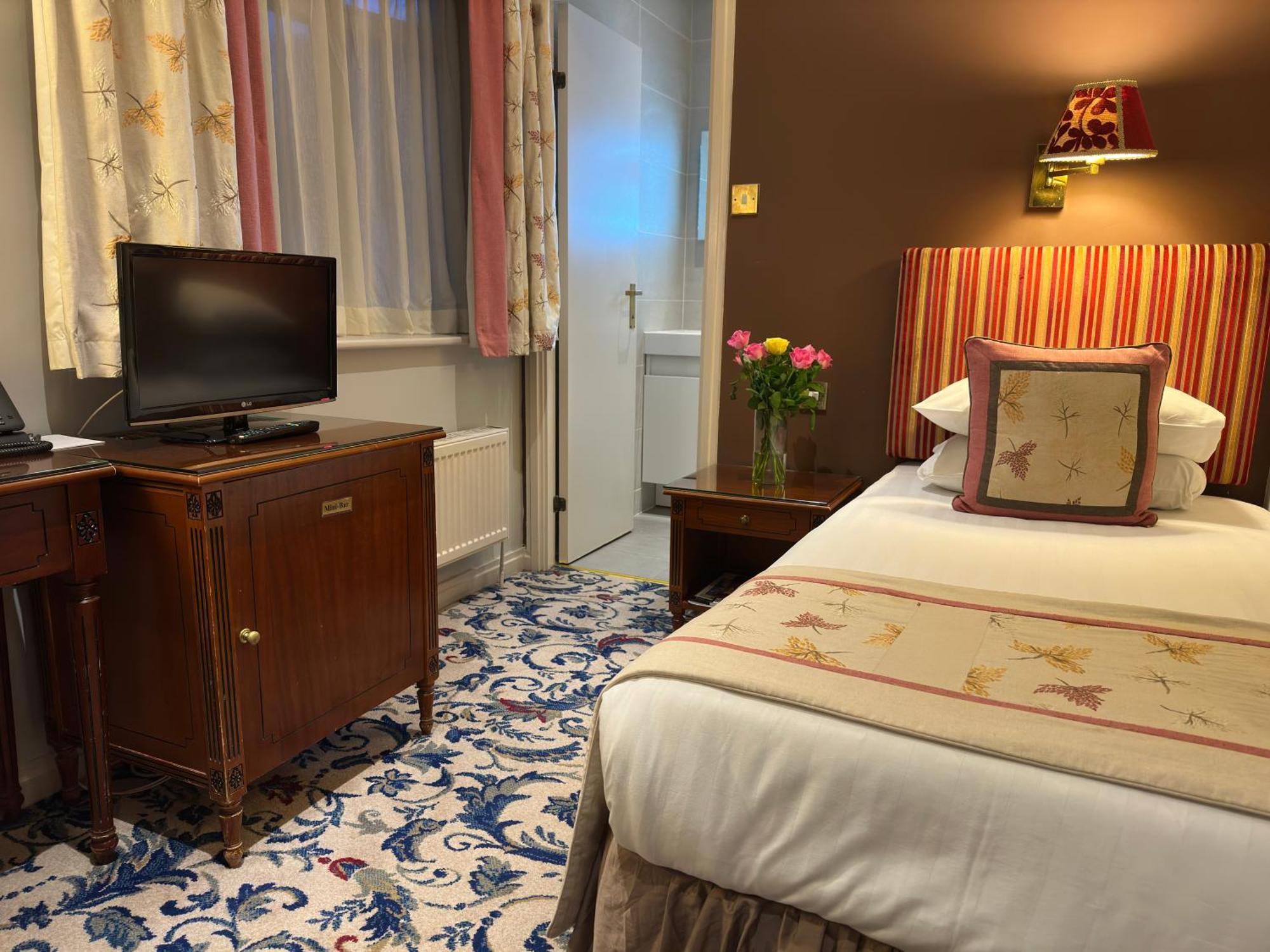London Lodge Hotel Bagian luar foto