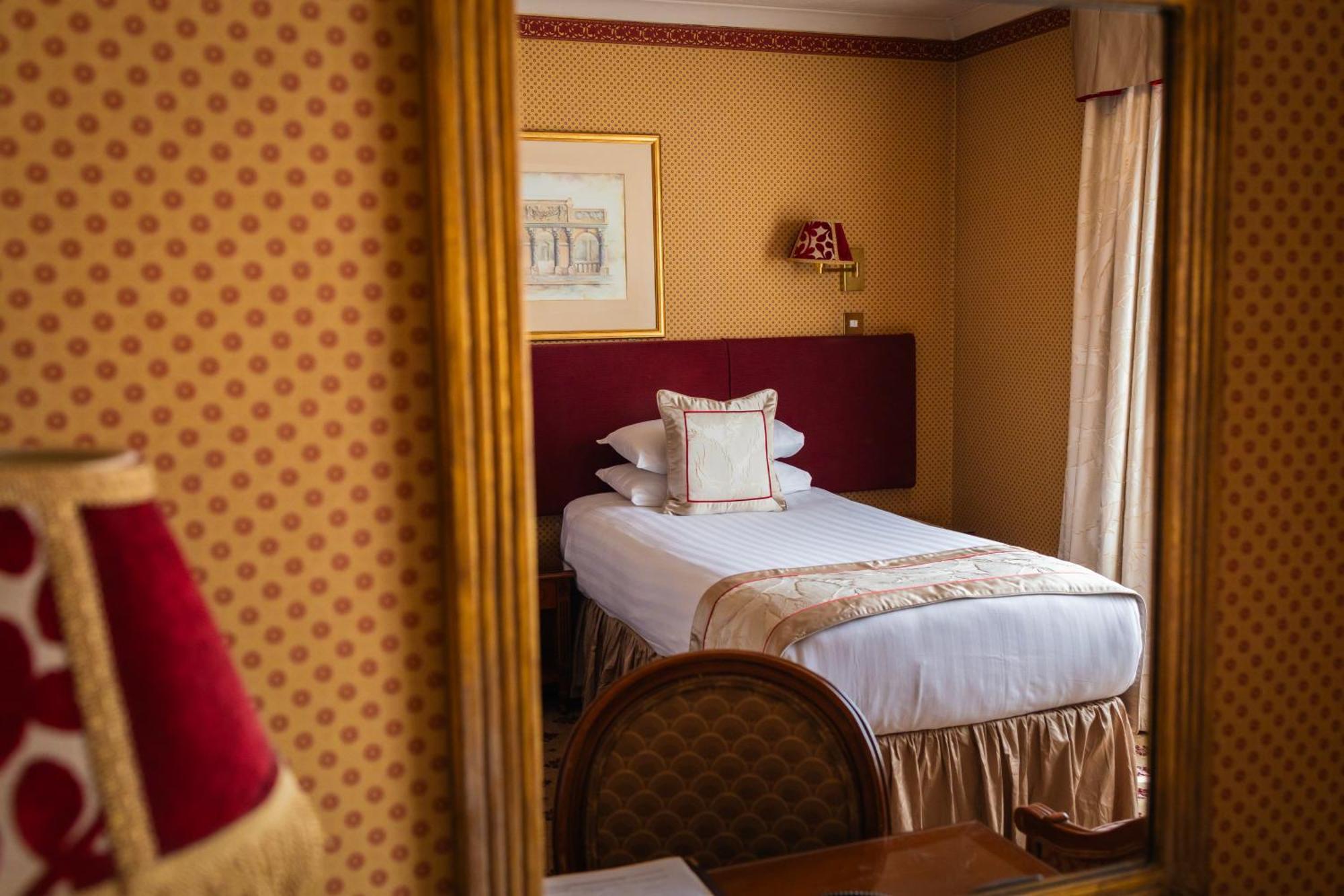 London Lodge Hotel Bagian luar foto